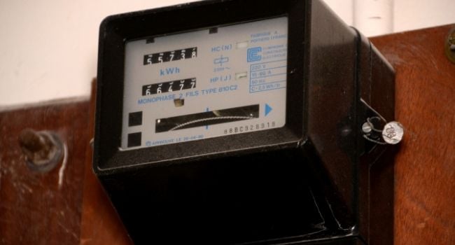 découvrez l'impact de la consommation électrique nocturne sur votre facture d'électricité et l'environnement. apprenez des astuces pour optimiser vos usages nocturnes et réduire votre empreinte énergétique tout en profitant d'un éclairage efficace.