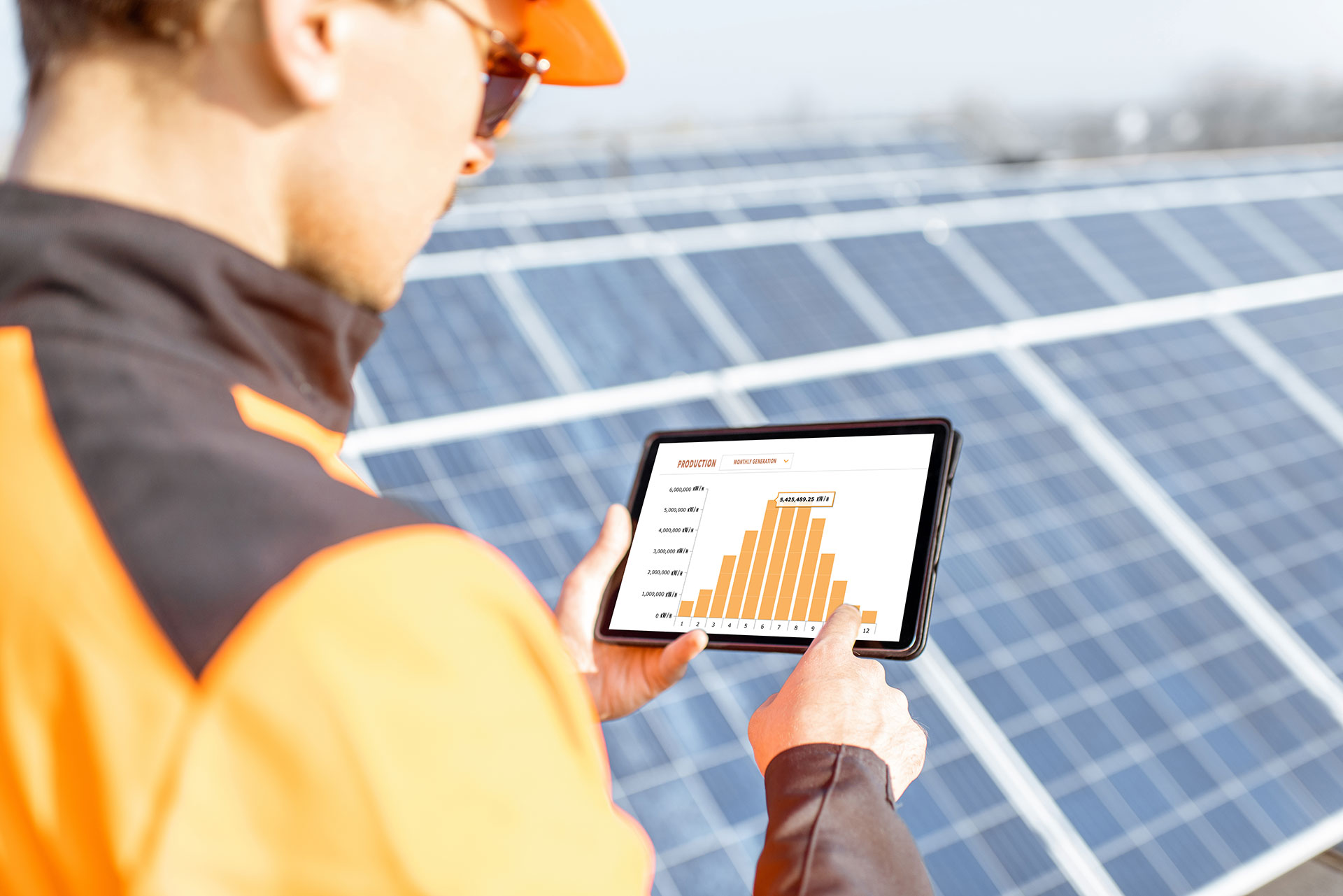 découvrez comment un contrat de maintenance photovoltaïque assure le bon fonctionnement de vos installations solaires, tout en optimisant leur durée de vie et leur rendement énergétique. soyez serein avec une gestion pro-active de votre système photovoltaïque.