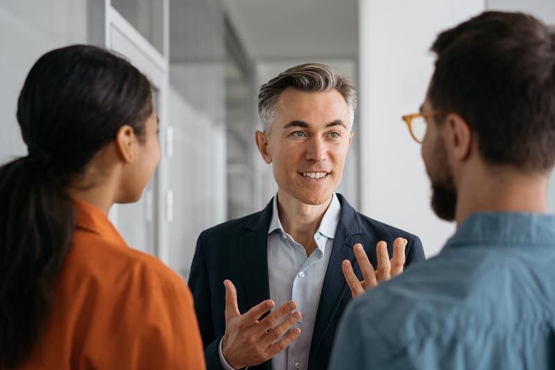 découvrez comment un courtier peut vous accompagner dans vos projets financiers et immobiliers. que ce soit pour obtenir le meilleur taux d'intérêt ou pour dénicher les meilleures offres du marché, faites confiance à un expert pour optimiser vos investissements.