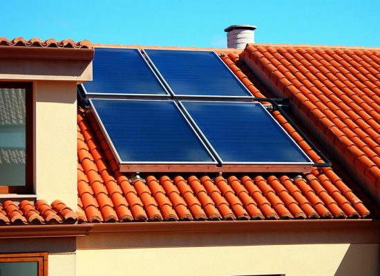 découvrez tout sur le coût des panneaux solaires : prix d'achat, installation, aides financières et économies d'énergie. informez-vous sur l'investissement durable et rentable pour votre habitation.
