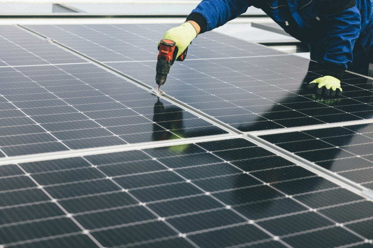 découvrez tout ce qu'il faut savoir sur le crédit d'impôt pour les panneaux photovoltaïques en 2025. profitez d'avantages fiscaux pour investir dans l'énergie solaire et réduire votre facture d'électricité tout en contribuant à la transition énergétique.