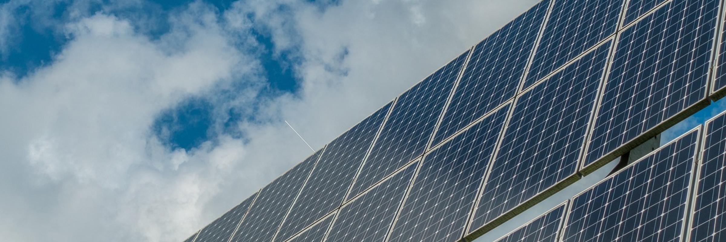 découvrez les détails du décret pv 2025, une réglementation cruciale pour l'avenir de l'énergie solaire en france. informez-vous sur les nouvelles mesures, incitations et impacts pour les professionnels et particuliers intéressés par l'énergie renouvelable.