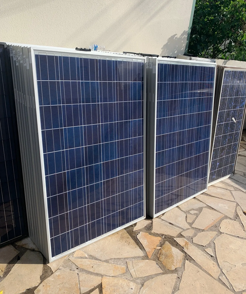 découvrez notre guide complet sur le démontage des panneaux photovoltaïques (pv). apprenez les étapes essentielles, les précautions à prendre et les outils nécessaires pour réaliser cette opération en toute sécurité et efficacité.