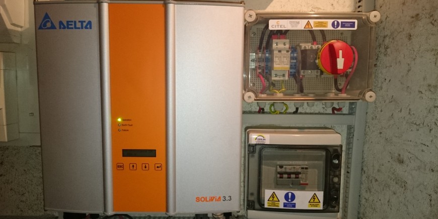 découvrez nos services de dépannage pour onduleurs photovoltaïques. assurez le bon fonctionnement de votre installation solaire et optimisez votre production d'énergie grâce à notre expertise technique.