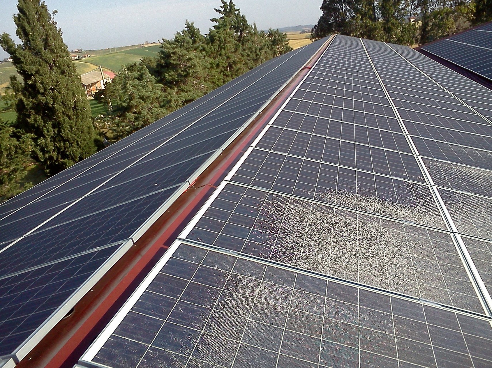 découvrez nos services de dépannage photovoltaïque pour garantir le bon fonctionnement de vos installations solaires. profitez de notre expertise pour résoudre rapidement vos problèmes et optimiser la production d'énergie de vos panneaux. contactez-nous dès maintenant pour une intervention rapide et efficace.