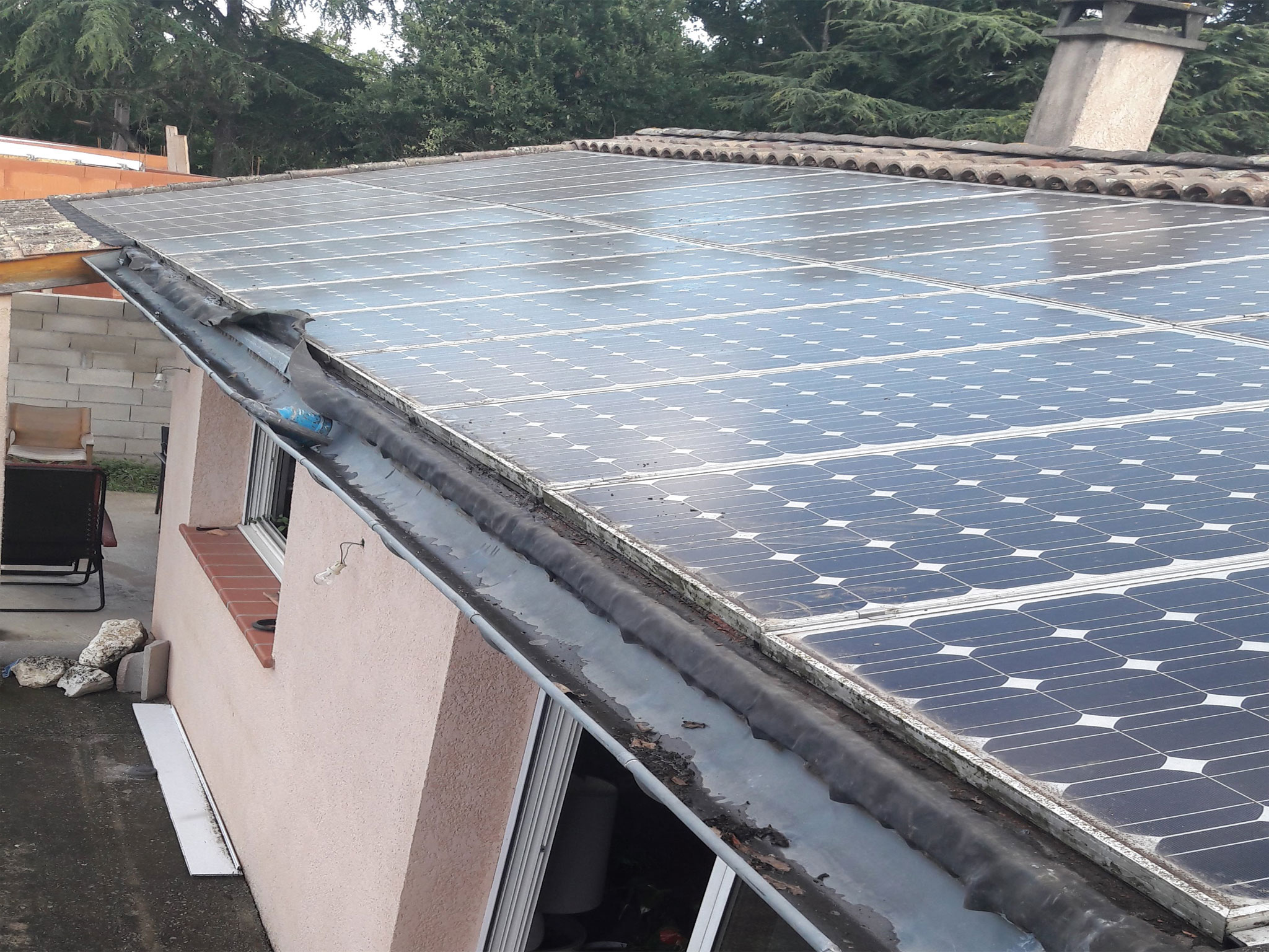 découvrez nos solutions de désamiantage pour installations photovoltaïques, garantissant sécurité et conformité tout en préservant l'efficacité de vos panneaux solaires. protégez votre environnement et votre investissement grâce à notre expertise.