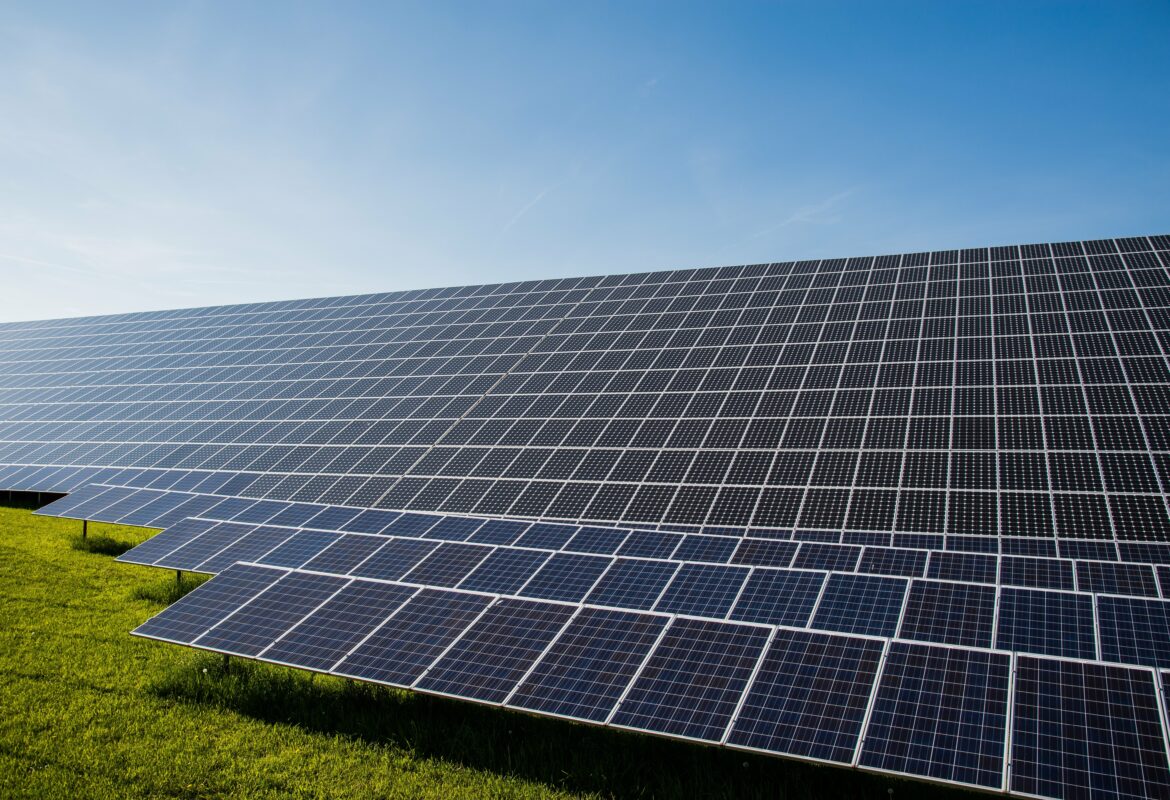 découvrez les étapes essentielles de la destruction des panneaux photovoltaïques (pv) en toute sécurité et en respectant les normes environnementales. informez-vous sur les meilleures pratiques et les solutions pour un démantèlement efficace, tout en préservant l'écosystème.