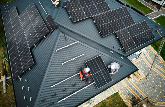 découvrez les dimensions des panneaux photovoltaïques pour optimiser votre installation solaire. apprenez à choisir le bon format en fonction de vos besoins énergétiques et de l'espace disponible. informez-vous sur les standards de taille et leur impact sur la production d'électricité.