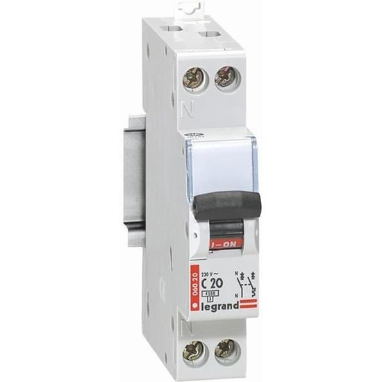 découvrez tout ce qu'il faut savoir sur les disjoncteurs : leur fonctionnement, leur importance pour la sécurité électrique, et comment choisir le modèle adapté à vos besoins. protégez votre installation électrique avec nos conseils d'experts.