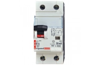 découvrez notre sélection de disjoncteurs de type b, conçus pour protéger vos installations électriques contre les surcharges et courts-circuits. idéals pour les circuits domestiques, ces dispositifs garantissent sécurité et fiabilité. explorez nos modèles adaptés à vos besoins.