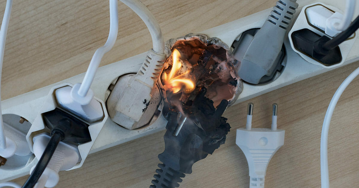 découvrez l'importance de respecter la distance entre les câbles électriques et les installations à gaz pour assurer la sécurité de votre maison. apprenez les normes et conseils essentiels pour une installation conforme et sécurisée.
