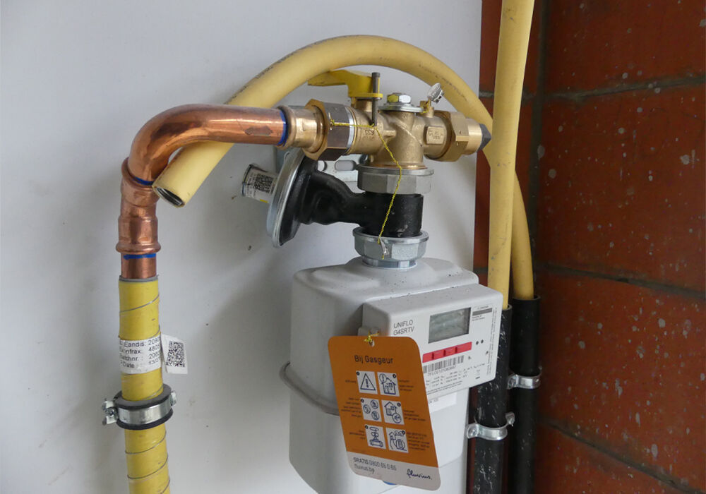 découvrez l'importance de respecter la distance entre le câble et les conduites de gaz pour garantir la sécurité de vos installations. informez-vous sur les normes et les meilleures pratiques à adopter.