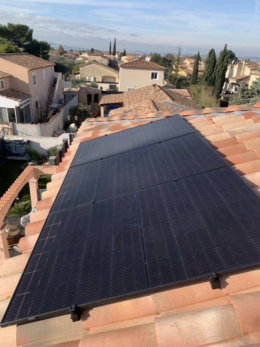 découvrez les solutions d'edf en matière de panneaux photovoltaïques. profitez de l'énergie solaire pour réduire votre facture d'électricité tout en contribuant à une planète plus verte. informez-vous sur les avantages, les installations et les aides disponibles pour un passage à l'énergie renouvelable.