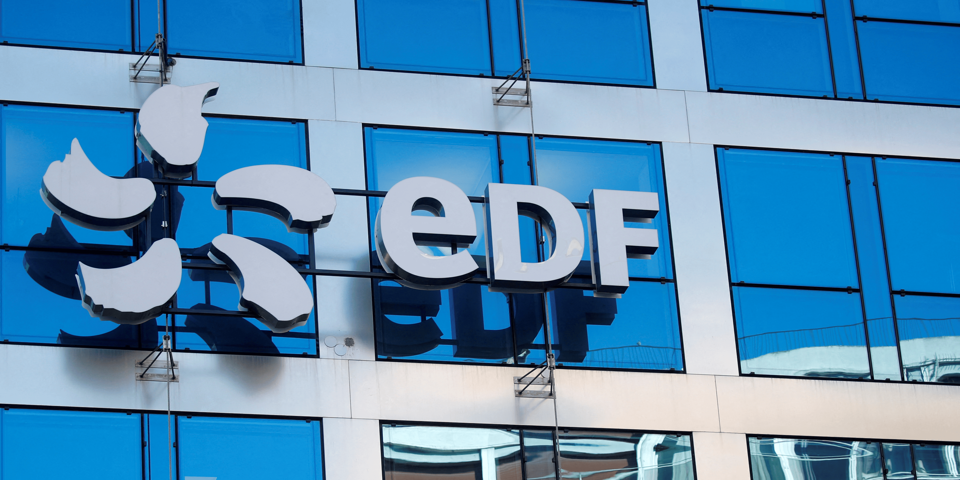 découvrez edf, le leader de l'énergie en france, offrant des solutions efficaces et durables pour répondre à vos besoins énergétiques. profitez de nos offres d'électricité et de gaz adaptées aux particuliers et aux professionnels, tout en participant à la transition énergétique.