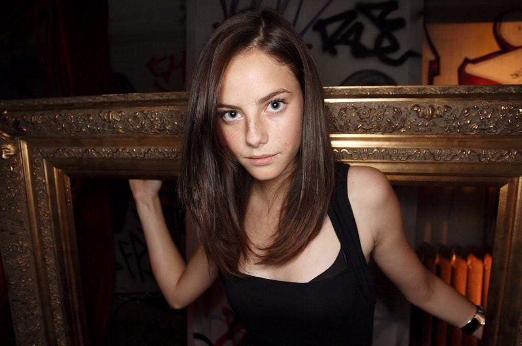 découvrez effy, une marque innovante qui allie style et confort dans des vêtements adaptés à toutes les occasions. explorez notre collection unique pour trouver des pièces qui reflètent votre personnalité.