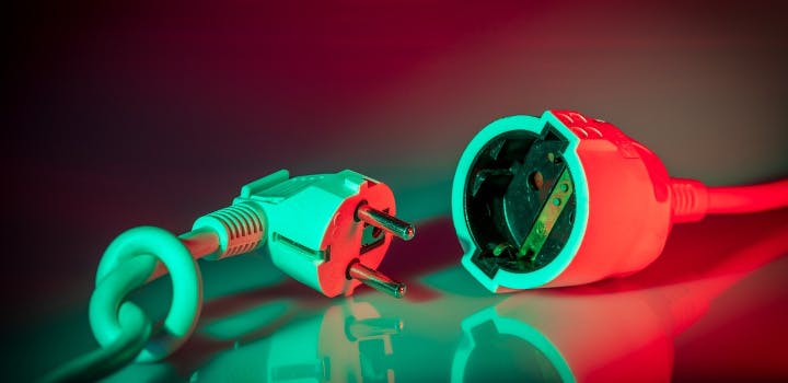 découvrez tout ce qu'il faut savoir sur l'électricité : principes fondamentaux, applications pratiques, innovations technologiques, et conseils pour une consommation responsable. explorez l'univers de l'énergie électrique pour mieux comprendre son impact sur notre quotidien.