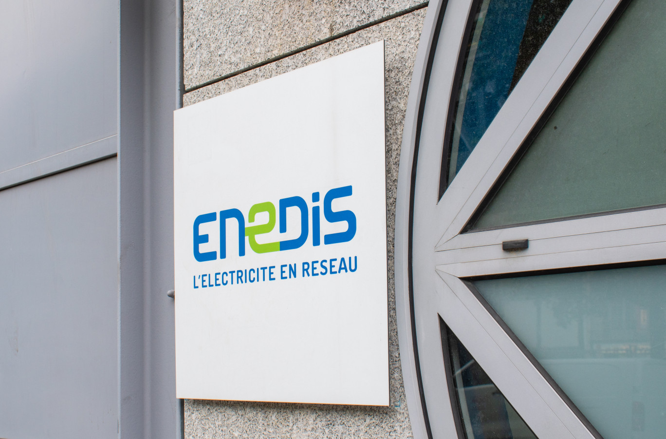 découvrez enedis, le gestionnaire du réseau électrique en france. informez-vous sur nos services, nos actions pour une énergie durable et notre engagement envers la transition énergétique. accédez à vos démarches en ligne et restez informé sur l'actualité du réseau électrique.