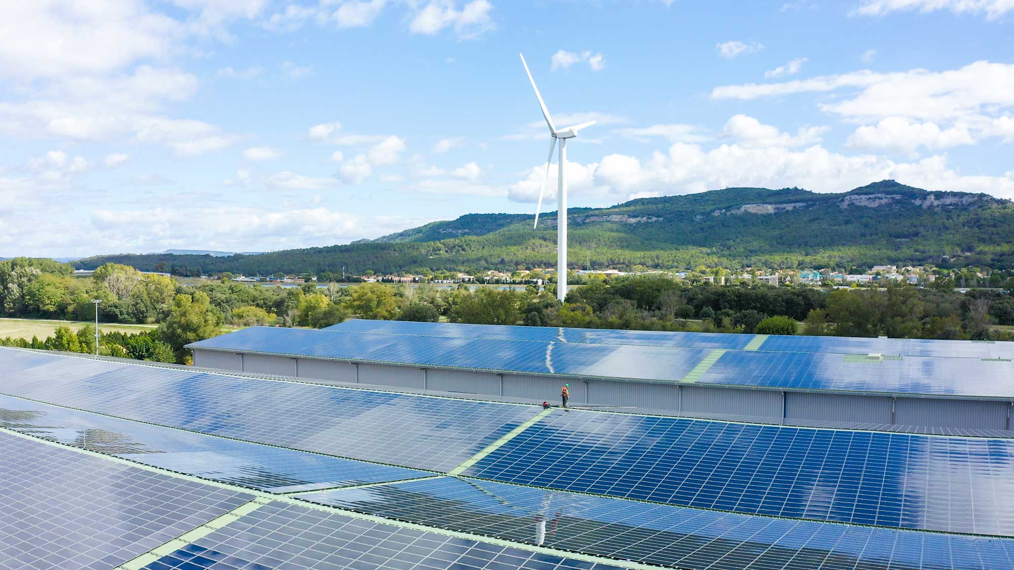 découvrez l'univers fascinant de l'énergie, ses différentes formes, ses enjeux et son impact sur notre quotidien. apprenez comment l'énergie façonne notre avenir durable et les innovations qui révolutionnent notre consommation.