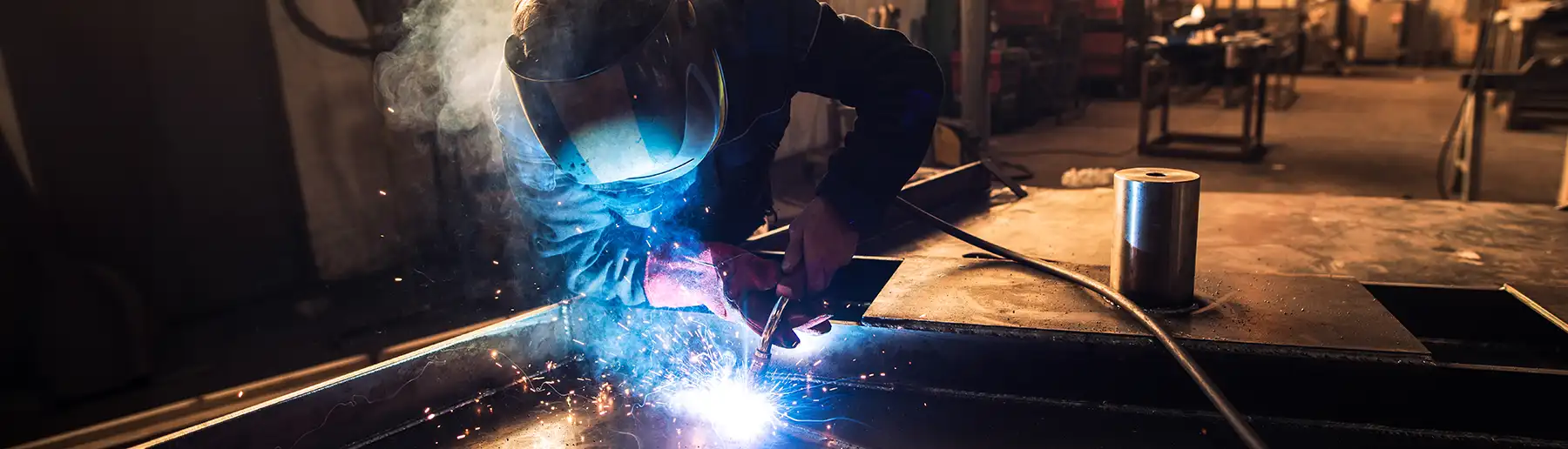 découvrez l'énergie réactive, un concept clé en électrotechnique. apprenez son rôle, son impact sur les systèmes électriques et comment optimiser votre consommation d'énergie pour réduire vos factures tout en améliorant l'efficacité de vos installations.