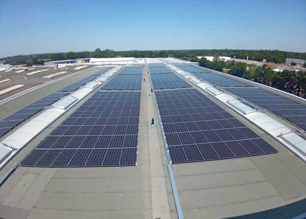 découvrez comment l'énergie solaire durable révolutionne notre façon de produire de l'électricité. explorez ses avantages écologiques, économiques et son rôle clé dans la transition énergétique vers un avenir plus propre et responsable.