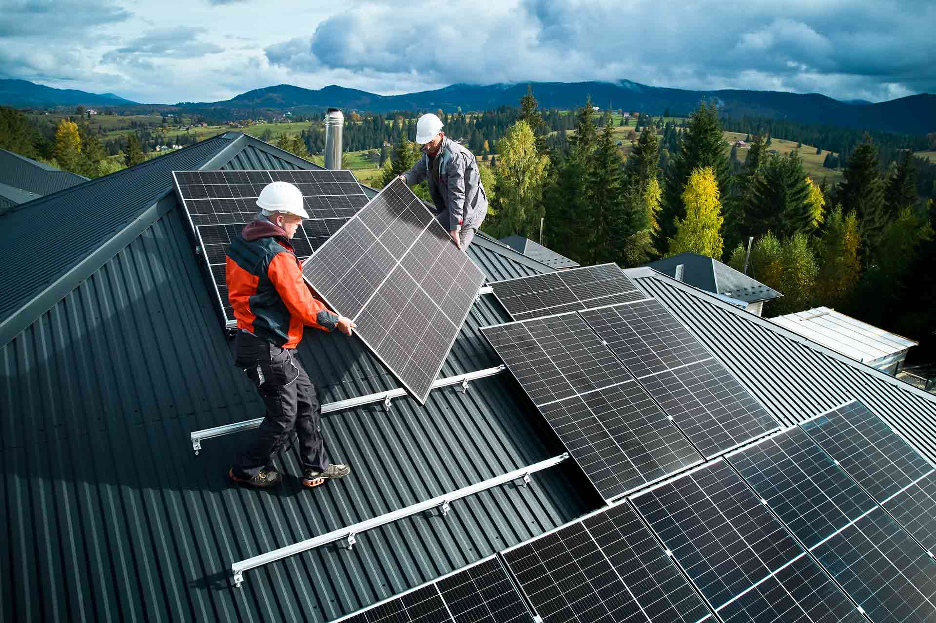 découvrez comment l'énergie solaire joue un rôle clé dans la transition énergétique. explorez les avantages de cette source d'énergie renouvelable pour un avenir durable et respectueux de l'environnement.