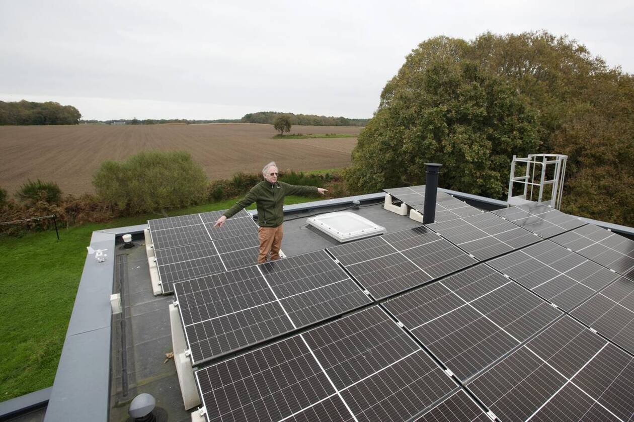 découvrez les avantages de l'énergie solaire en france : solutions durables, économies d'énergie, et initiatives écologiques pour un avenir plus vert. explorez les politiques, les subventions et les innovations qui font de la france un leader de l'énergie renouvelable.