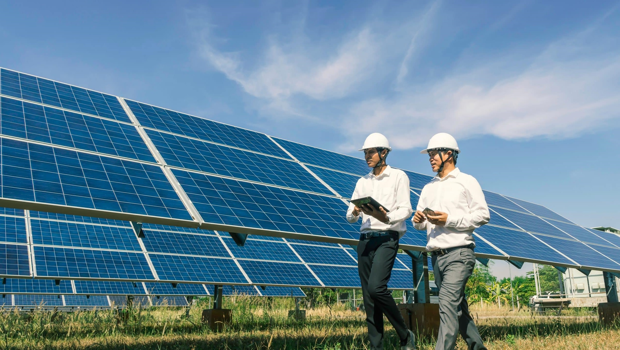 découvrez les enjeux du photovoltaïque lors de notre forum dédié. participez aux discussions sur les innovations, les tendances et les défis du secteur solaire. échangez avec des experts et contribuez à l'avenir des énergies renouvelables.