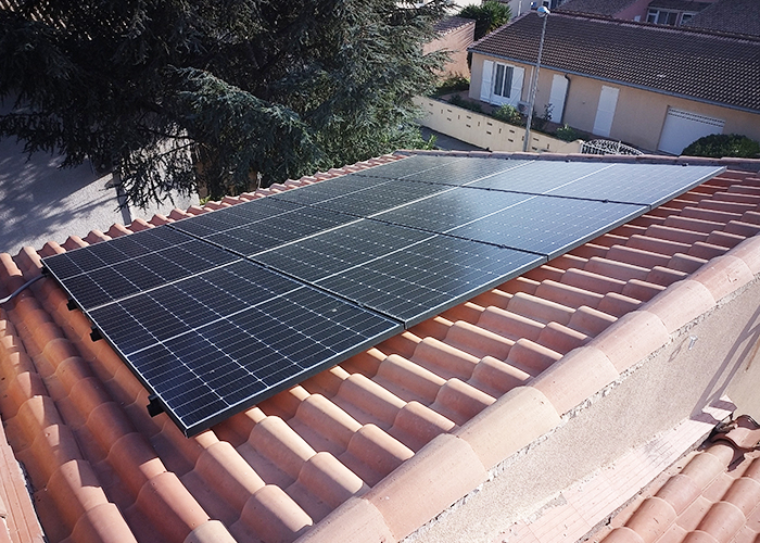 découvrez les solutions photovoltaïques à montpellier : des installations solaires performantes pour réduire votre facture d'électricité et contribuer à la transition énergétique. profitez du soleil du sud de la france pour produire votre propre énergie verte !