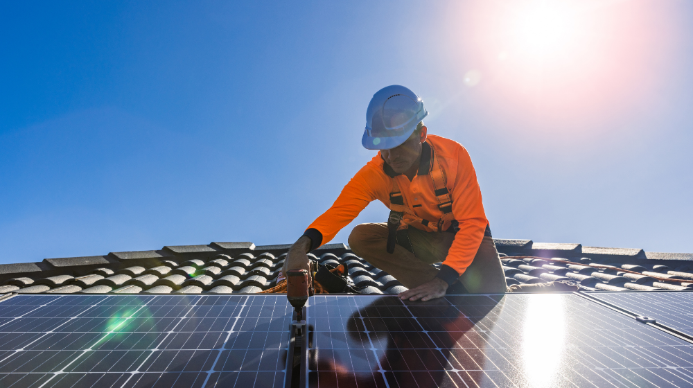 découvrez nos conseils pour éviter les arnaques sur les forums photovoltaïques. apprenez à reconnaître les faux conseils et à sécuriser vos investissements dans l'énergie solaire.