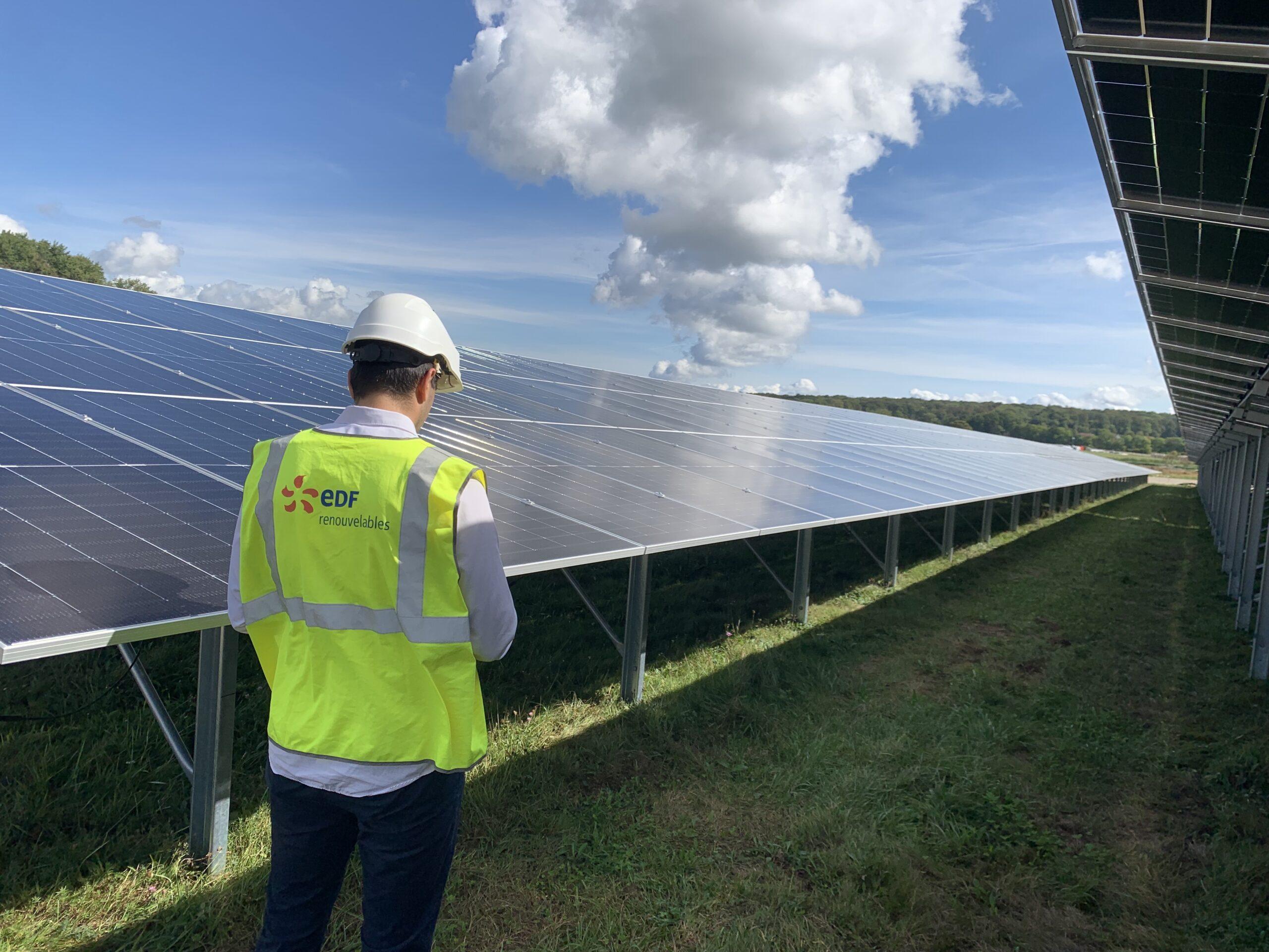 découvrez notre ferme solaire, un espace innovant dédié à la production d'énergie renouvelable. engagée pour un avenir durable, notre ferme utilise des panneaux solaires de pointe pour fournir une énergie propre et respectueuse de l'environnement. rejoignez-nous dans la transition énergétique et explorez les avantages des énergies renouvelables.
