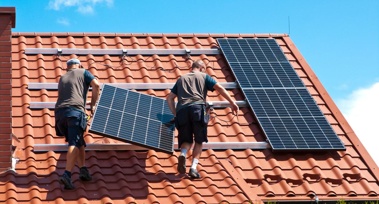 découvrez les différentes options de financement pour l'installation de panneaux solaires. maximisez votre investissement tout en réduisant vos factures d'énergie grâce à des solutions adaptées à votre budget.