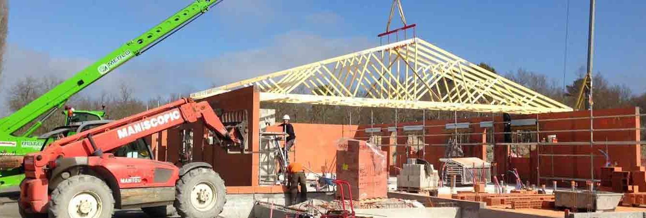 découvrez les solutions de fixation pour fermettes, garantissant une structure solide et durable pour vos projets de construction. optimisez la sécurité et la performance de votre charpente avec des produits de qualité adaptés à vos besoins.