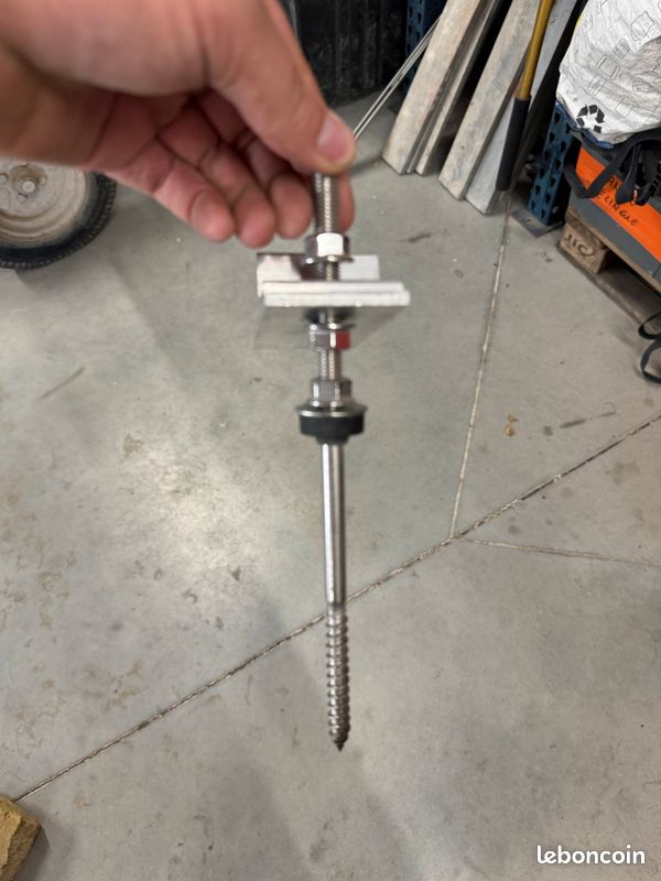 découvrez nos solutions de fixation k2 solaire, adaptées pour garantir la sécurité et la performance de vos installations photovoltaïques. profitez d'installations faciles, durables et optimisées pour maximiser l'efficacité de votre production d'énergie solaire.