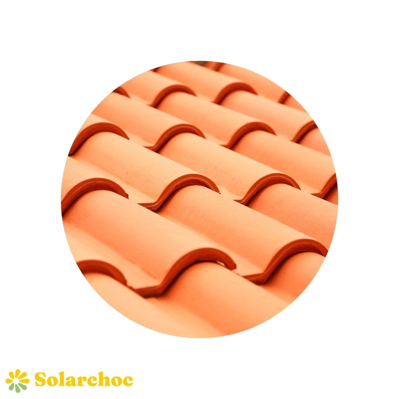 découvrez nos solutions de fixation pour panneaux solaires sur tuile, garantissant une installation solide et durable. optimisez l'efficacité de votre système solaire tout en préservant l'esthétique de votre toiture.