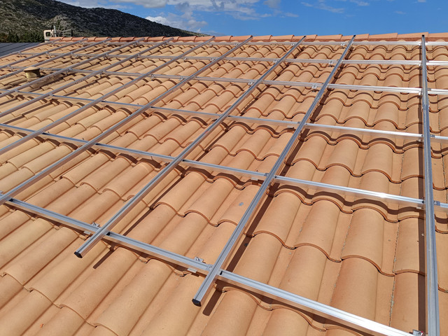 découvrez nos solutions de fixation pour panneaux de toiture, adaptées à tous types de bâtiments. assurez la durabilité et la sécurité de votre installation avec nos produits innovants et de haute qualité.