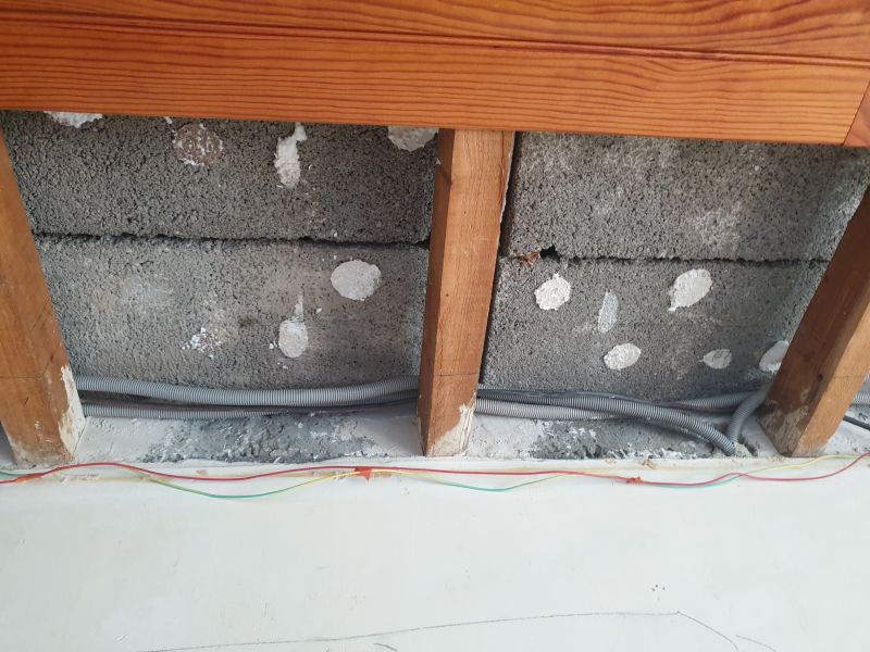 découvrez comment fixer un rail placo en toute simplicité. suivez nos conseils pratiques pour assurer une installation solide et durable de vos cloisons sèches. que vous soyez bricoleur débutant ou expérimenté, nos astuces vous guideront pas à pas dans ce projet.