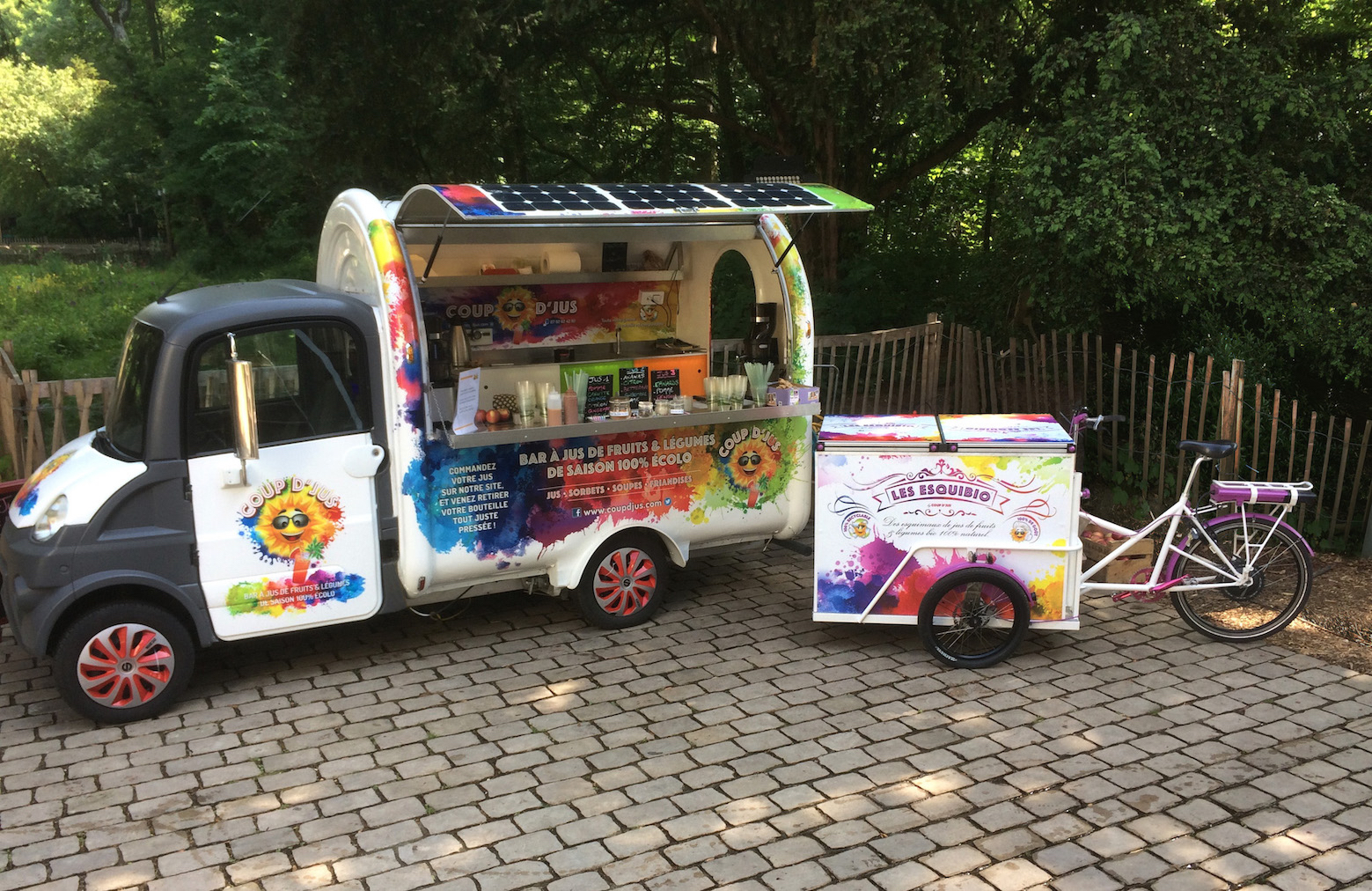 découvrez le food truck électrique, une alternative gourmande et éco-responsable qui vous propose des plats savoureux tout en respectant l'environnement. savourez des spécialités culinaires préparées avec des ingrédients frais, le tout dans un véhicule 100% électrique.