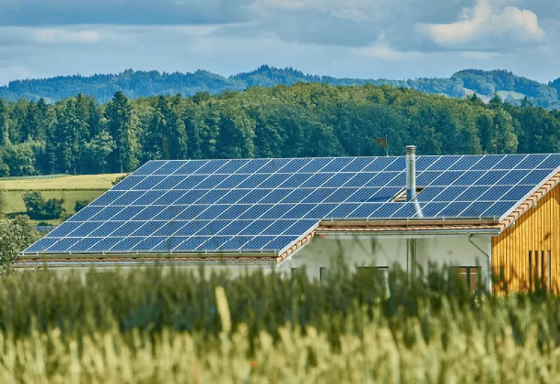 découvrez notre formation cpf sur les systèmes photovoltaïques et apprenez à maîtriser l'énergie solaire. optimisez vos compétences et boostez votre carrière dans un secteur en pleine croissance grâce à un cursus adapté et certifié.