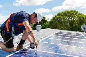 découvrez notre formation photovoltaïque dédiée aux professionnels et passionnés du secteur de l'énergie solaire. apprenez les bases du fonctionnement des panneaux solaires, les techniques d'installation, et les normes de sécurité pour maximiser votre expertise et devenir un acteur clé de la transition énergétique.