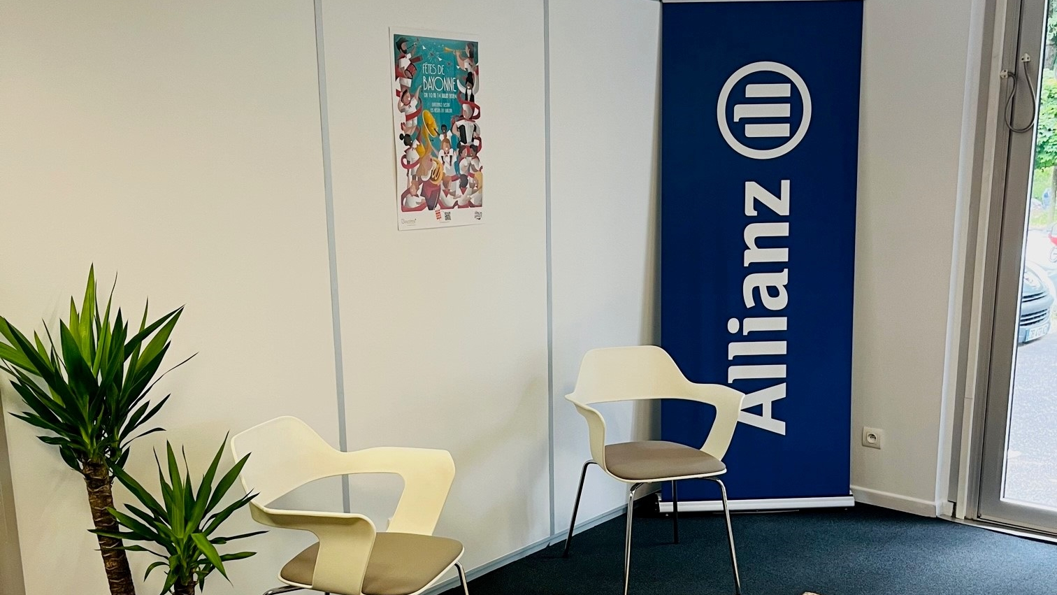 découvrez notre forum dédié à l'assurance habitation, où vous pouvez échanger des conseils, poser vos questions et trouver des solutions adaptées à vos besoins. rejoignez une communauté d'experts et de particuliers pour bien comprendre votre contrat d'assurance et protéger votre logement.