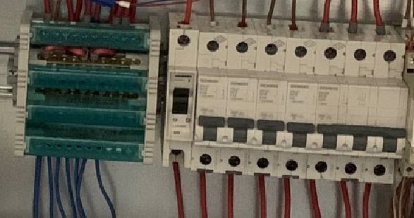 découvrez notre forum d'électricité, un espace d'échange dédié aux passionnés et professionnels du secteur. posez vos questions, partagez vos expériences et trouvez des solutions à vos problèmes électriques. rejoignez une communauté dynamique et restez informé des dernières tendances et innovations en électricité.