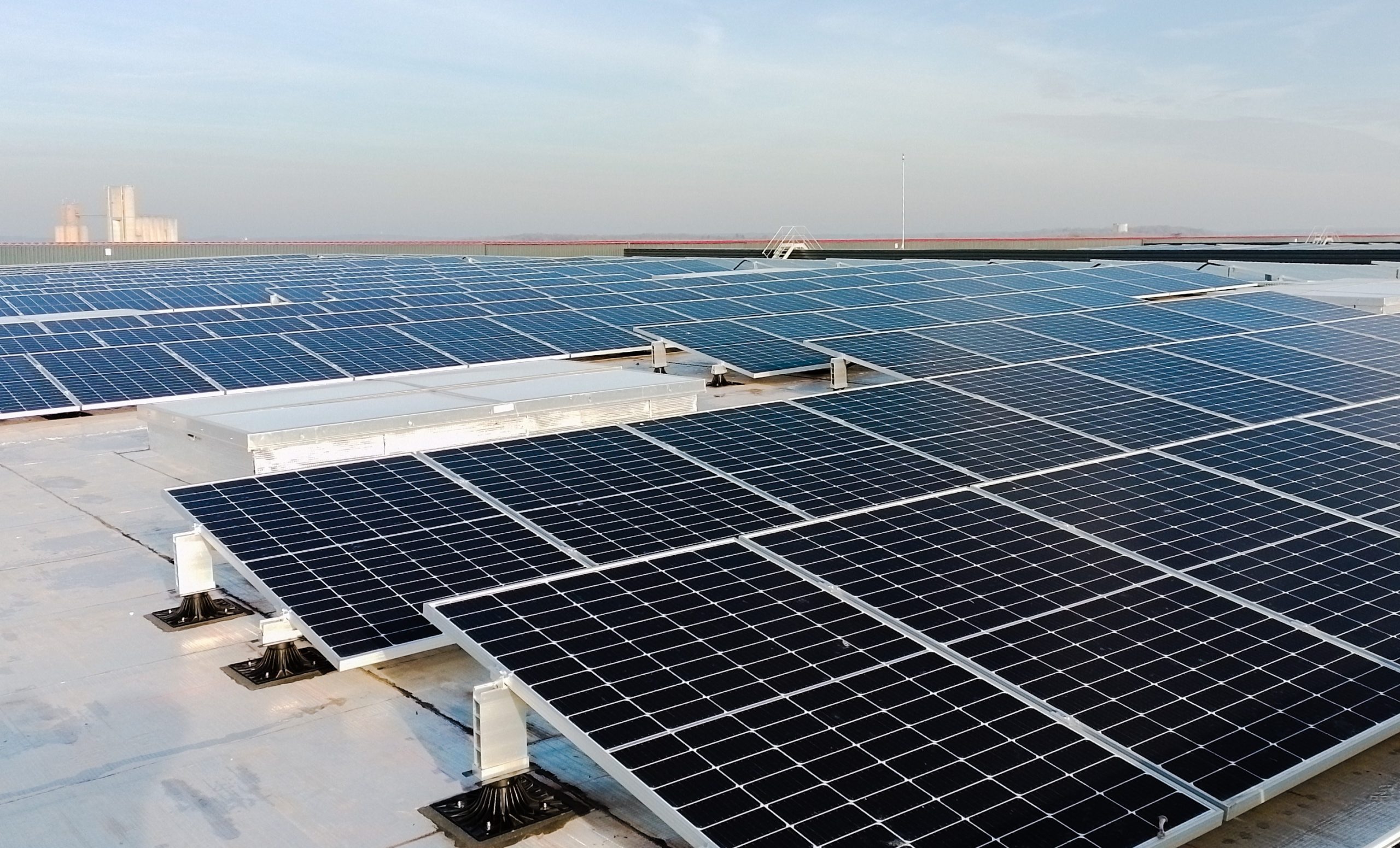 découvrez tout ce qu'il faut savoir sur les panneaux photovoltaïques : avantages, inconvénients, fonctionnement et conseils d'installation. rejoignez notre discussion pour échanger des idées et partager vos expériences sur l'énergie solaire.