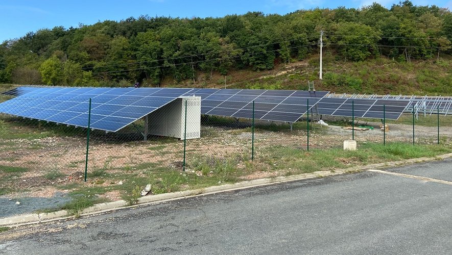 découvrez notre forum dédié à l'énergie solaire, un espace d'échange pour les passionnés, professionnels et novices. partagez vos expériences, posez vos questions et trouvez des conseils sur l'installation, l'entretien et les innovations dans le domaine de l'énergie solaire.