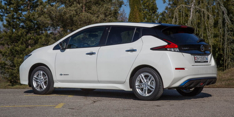 découvrez le forum dédié à la nissan leaf, l'espace idéal pour échanger sur les performances, l'autonomie, les astuces d'utilisation et partager vos expériences entre passionnés de cette voiture électrique innovante.