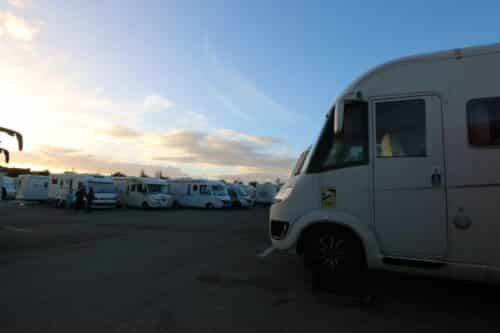 découvrez notre forum dédié aux passionnés de camping-cars ! échangez des conseils, partagez vos itinéraires, et trouvez des astuces pour optimiser votre expérience en pleine nature. rejoignez notre communauté dès aujourd'hui !