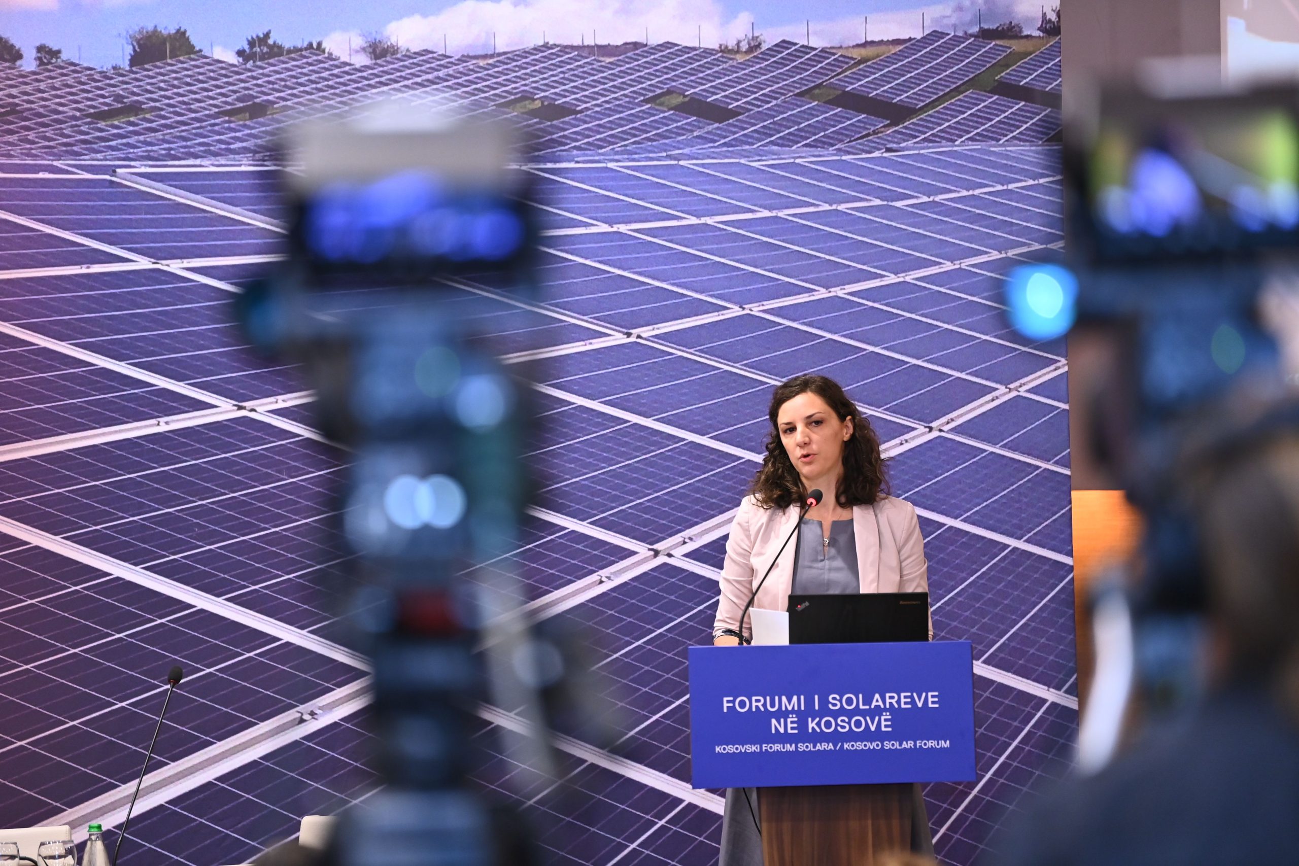 découvrez le forum solar, votre plateforme d'échange dédiée aux passionnés de l'énergie solaire. partagez des conseils, posez vos questions et échangez sur les dernières innovations dans le domaine de l'énergie renouvelable.