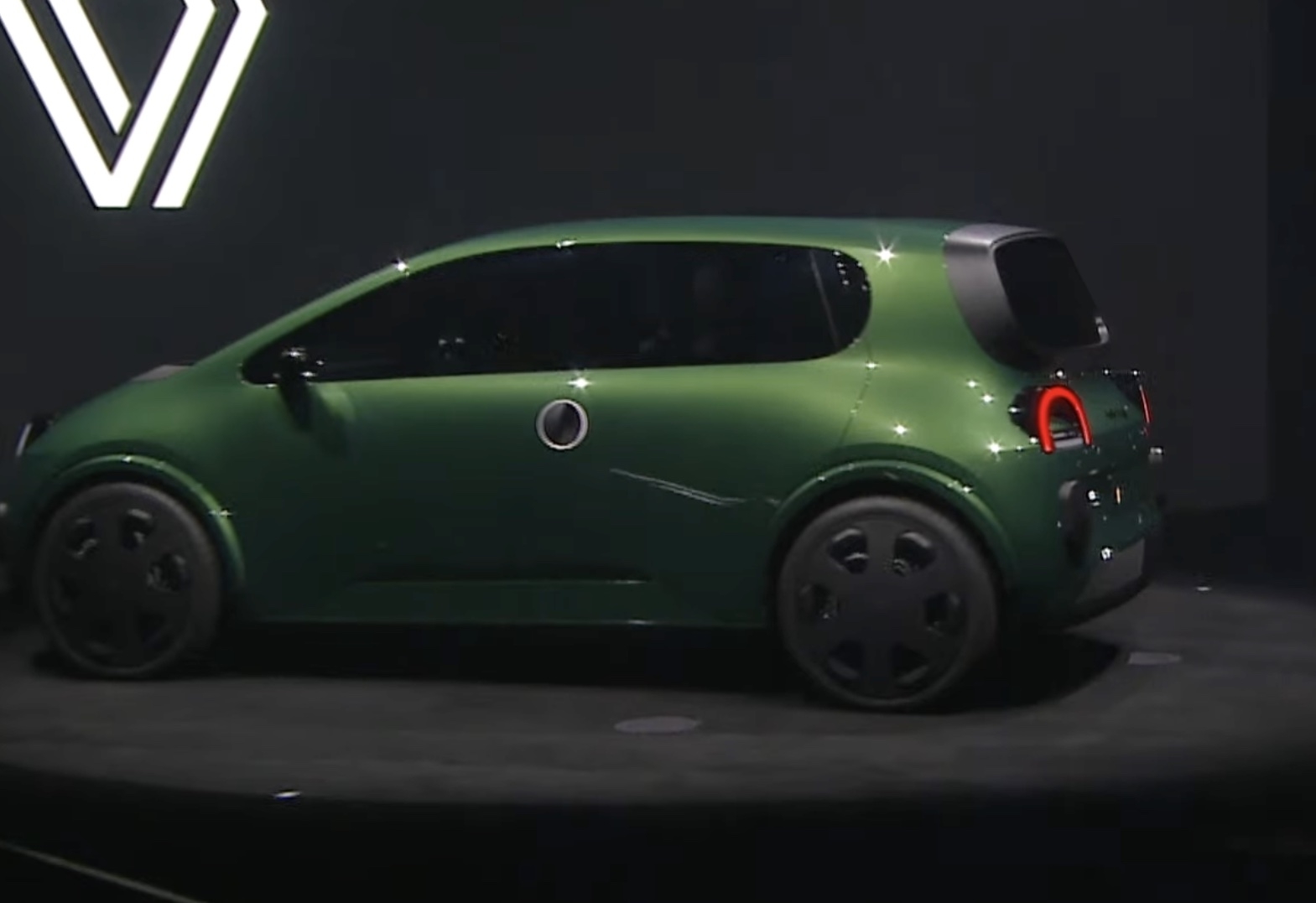 découvrez notre forum dédié à la twingo électrique, un espace d'échange pour les passionnés et propriétaires. partagez vos expériences, astuces et posez vos questions sur l'utilisation, l'entretien et les nouveautés de la twingo élec. rejoignez-nous pour partager votre passion et bénéficier des conseils de la communauté!