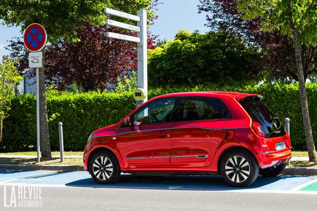 découvrez le forum dédié aux passionnés de la twingo ev : échangez des astuces, partagez vos expériences et restez informé sur les dernières nouveautés de la citadine électrique de renault.