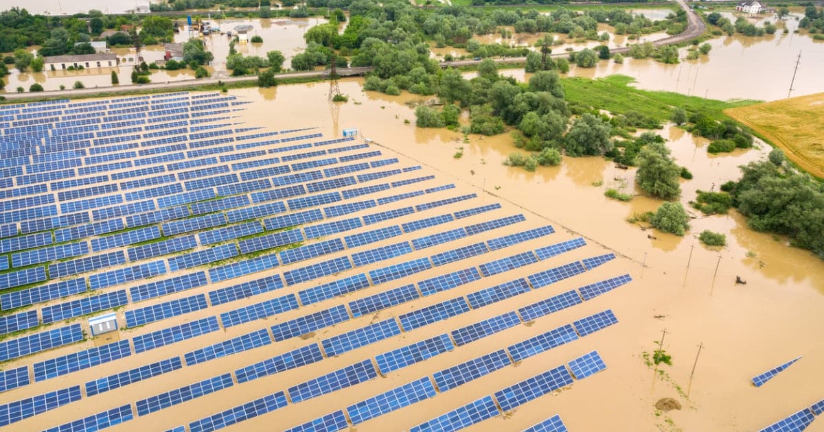 découvrez les solutions pour gérer une fuite d'eau sur vos panneaux photovoltaïques. protégez votre investissement et assurez leur performance avec nos conseils pratiques et prévention.