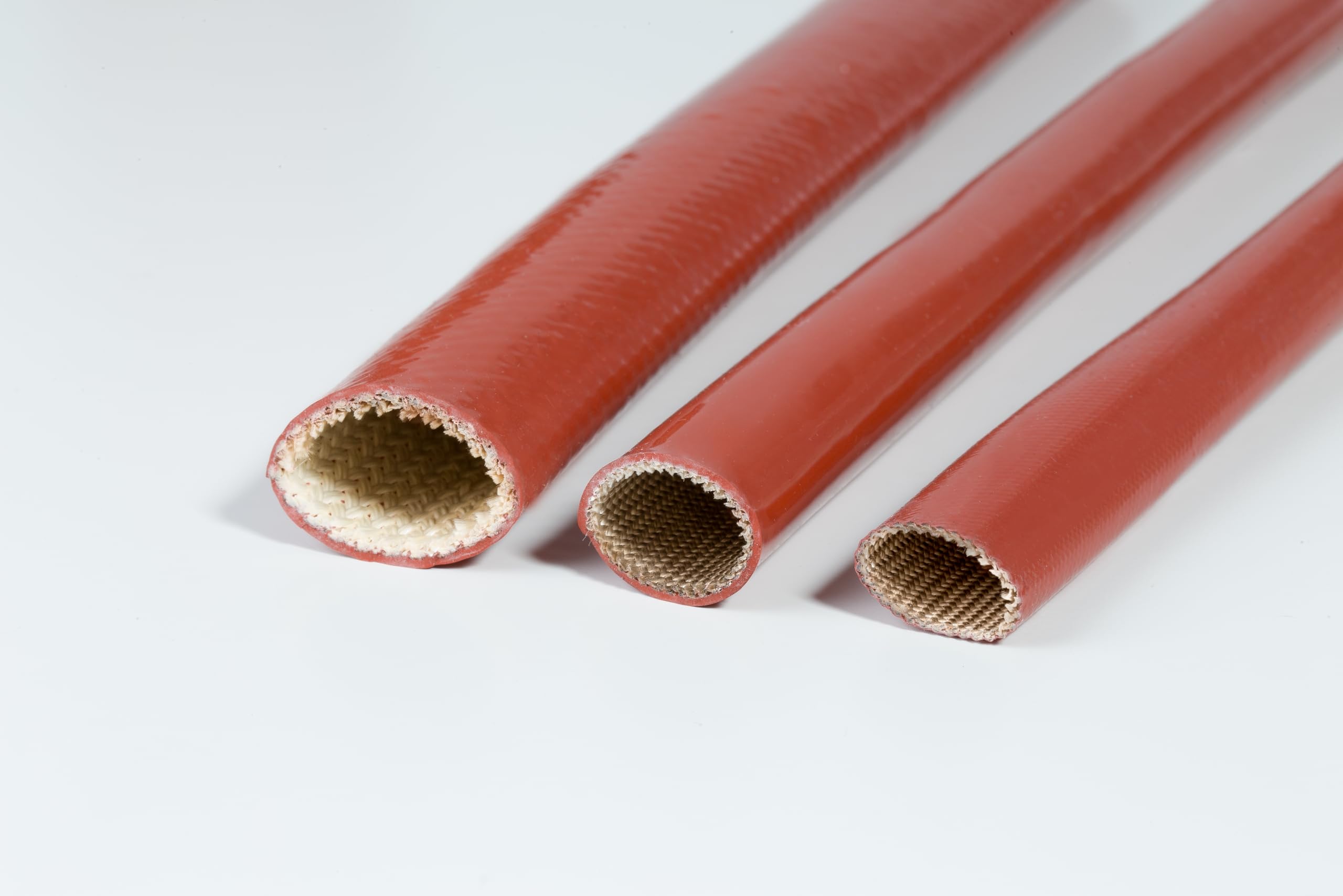 découvrez notre sélection de gaines uv pour protéger vos câbles et équipements des rayons ultraviolets. offrez une durabilité optimale à vos installations tout en préservant l'esthétique de vos espaces extérieurs.